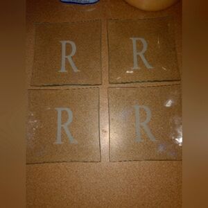 Set of 4 Glass Plates With Letter R